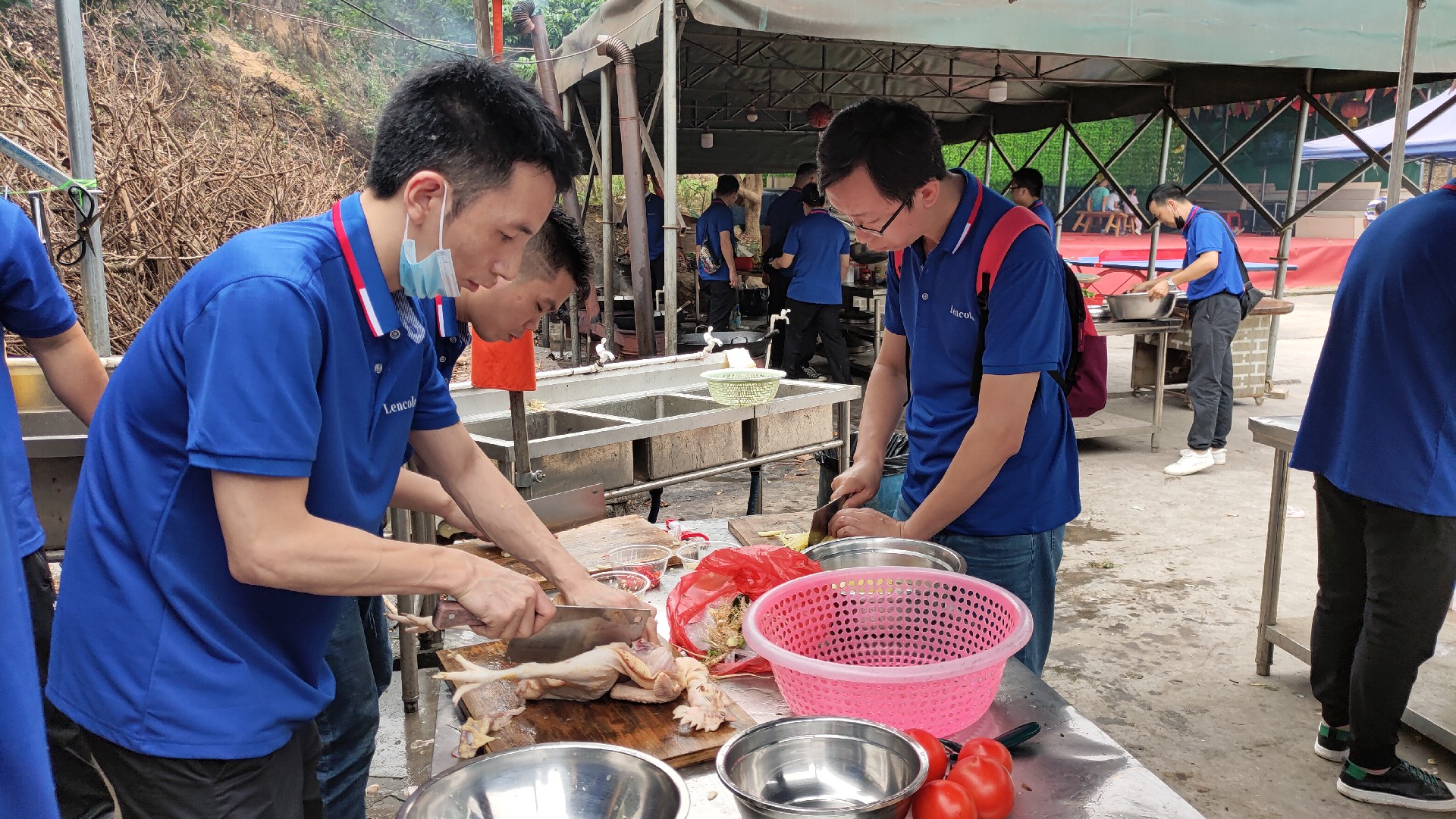 松湖騎行，穿樹飛花；農(nóng)家休閑，擁抱自然