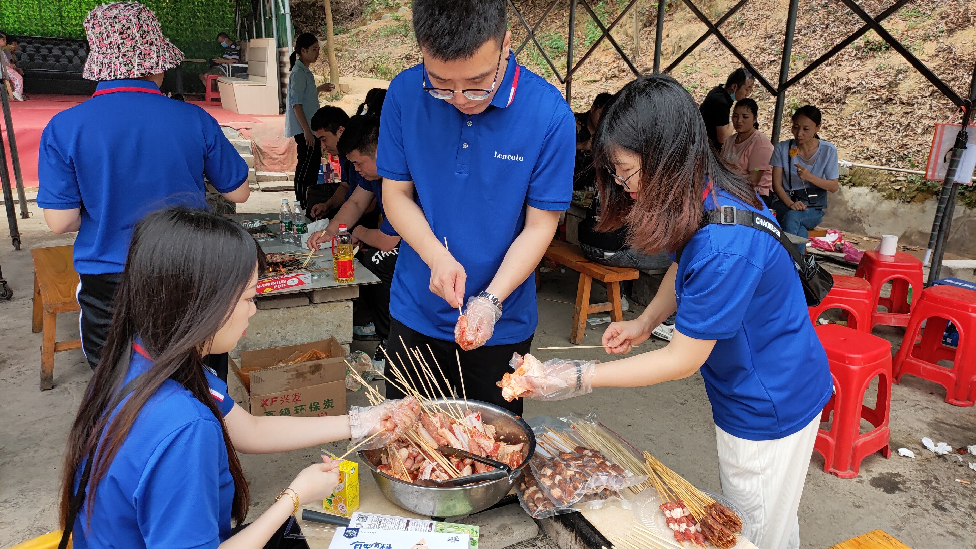 松湖騎行，穿樹飛花；農(nóng)家休閑，擁抱自然