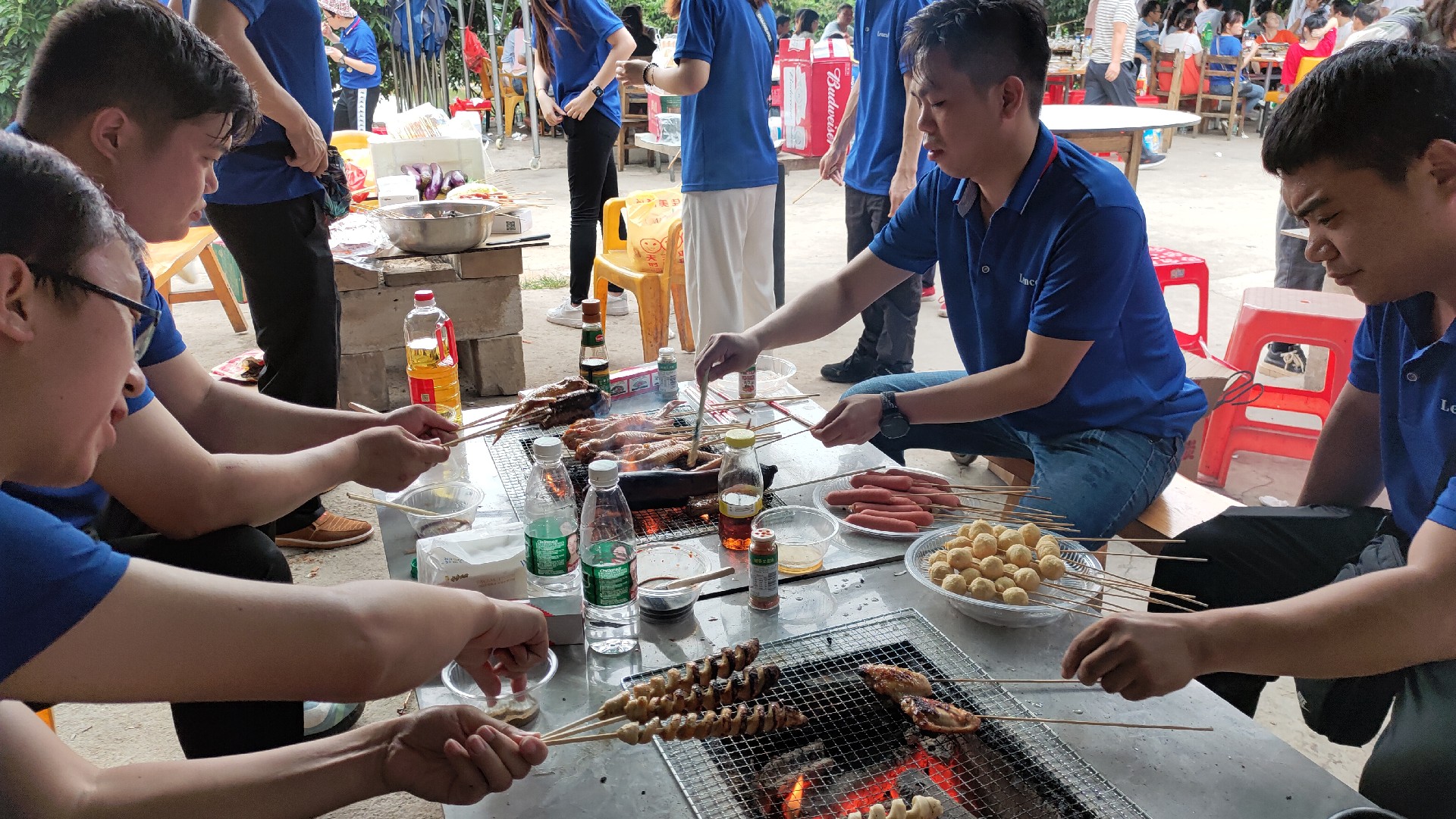 松湖騎行，穿樹飛花；農(nóng)家休閑，擁抱自然