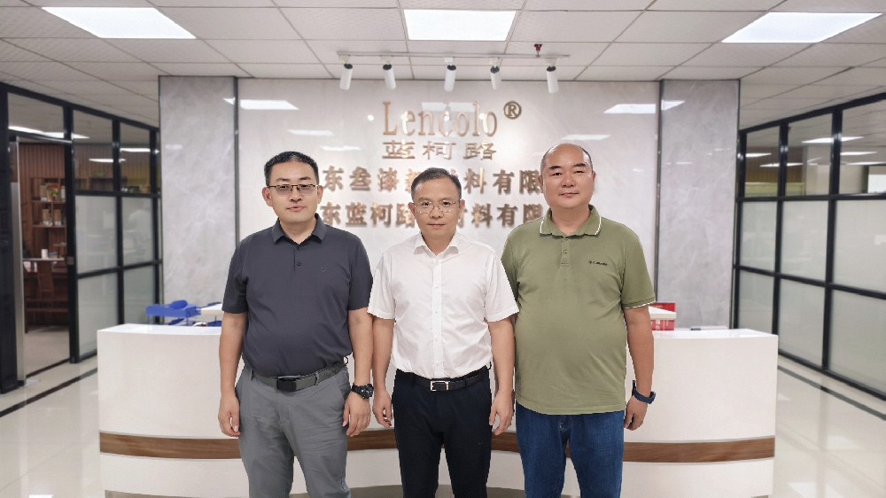 心系企業(yè)，情暖藍(lán)柯路——陳鎮(zhèn)長及鎮(zhèn)領(lǐng)導(dǎo)團(tuán)隊親臨指導(dǎo)，共繪發(fā)展藍(lán)圖