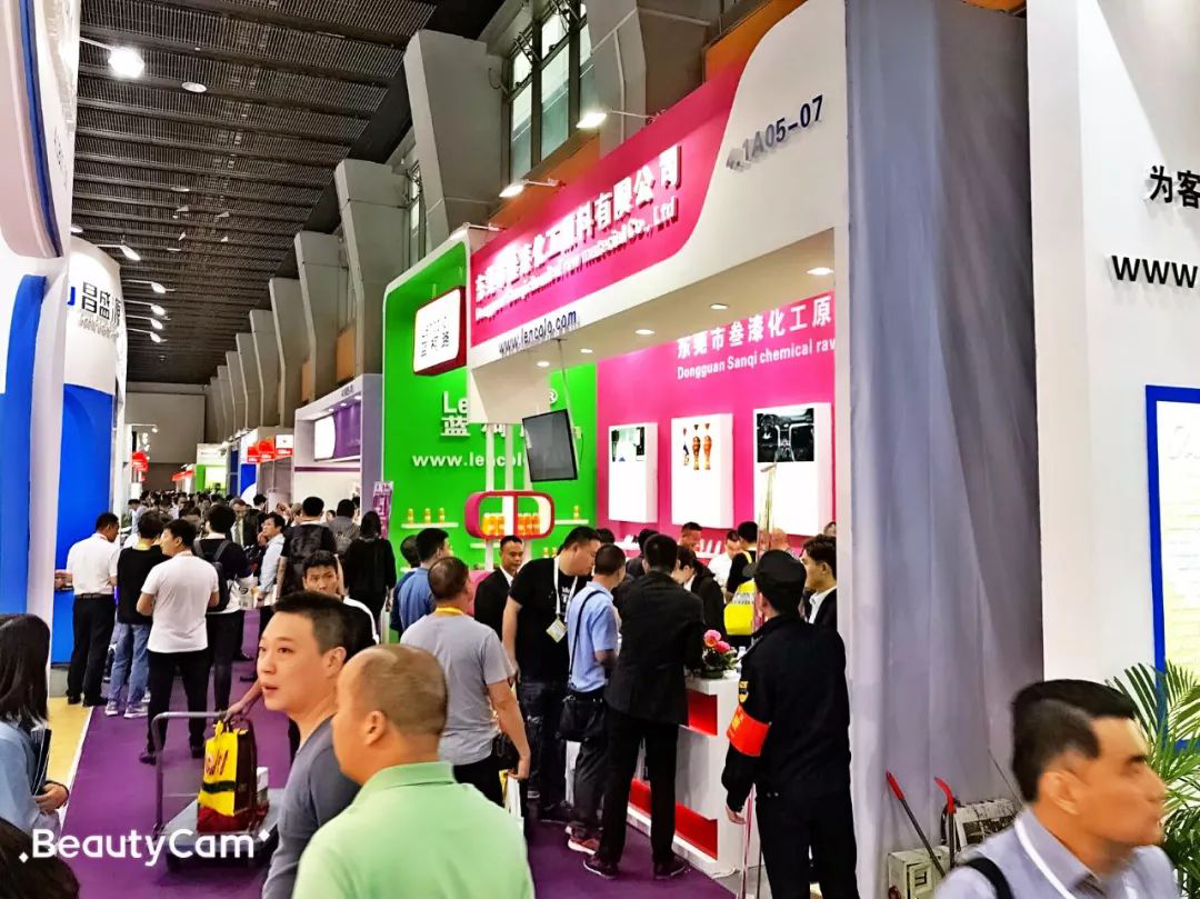 叁漆化工(E4展館，7展區(qū)，D27展臺(tái))誠(chéng)邀您蒞臨2019上海《第二十四屆中國(guó)國(guó)際涂料展覽會(huì)》 -5.png